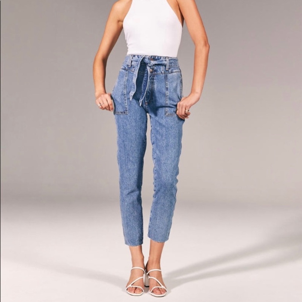 ABERCROMBIE &FITCH MOM JEAN
